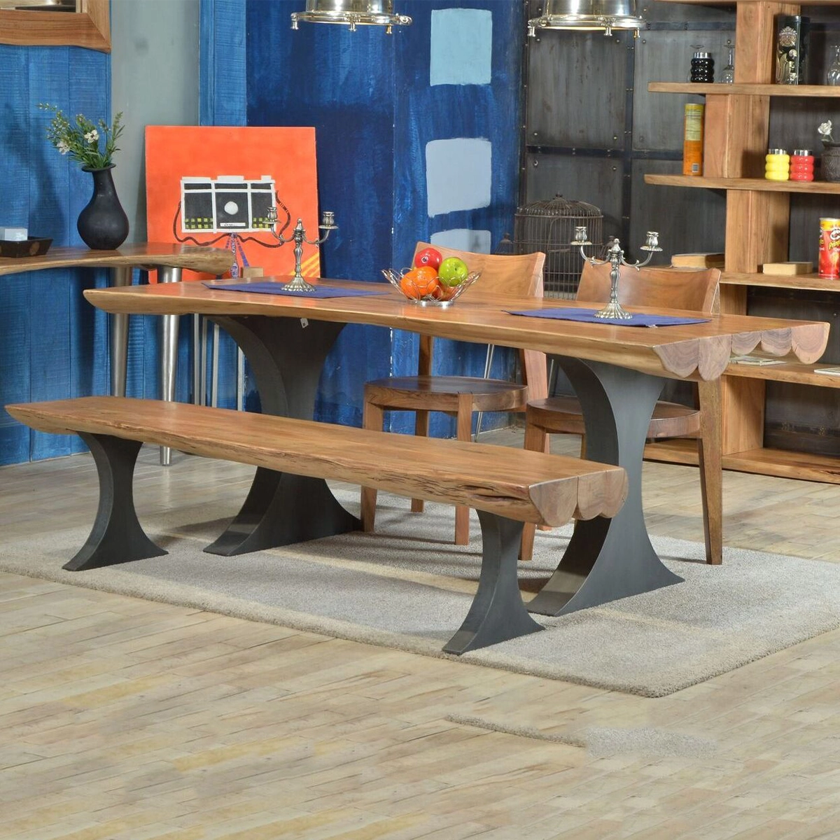 Classic Dining Table Set